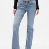 Jeans a vita bassa, lunghi e slim