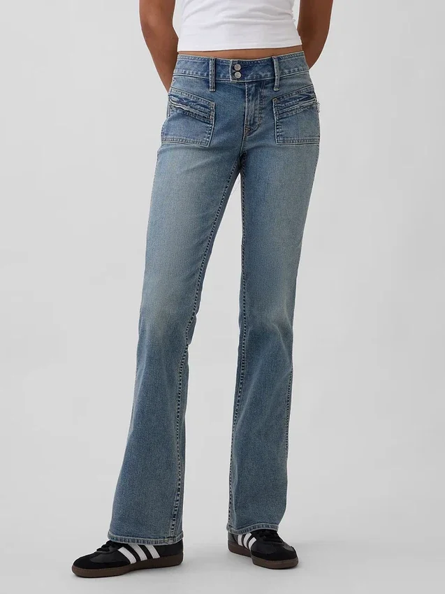 Jeans a vita bassa, lunghi e slim