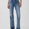 Jeans a vita bassa, lunghi e slim
