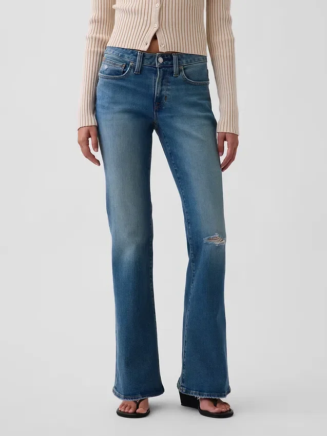 Jeans a vita bassa, lunghi e slim