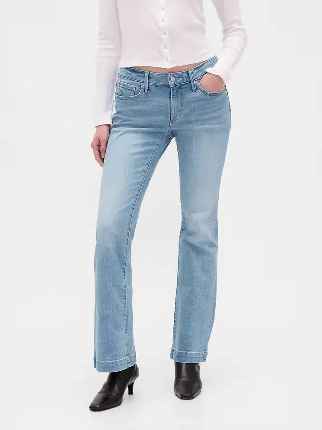 Jeans a vita bassa, lunghi e slim