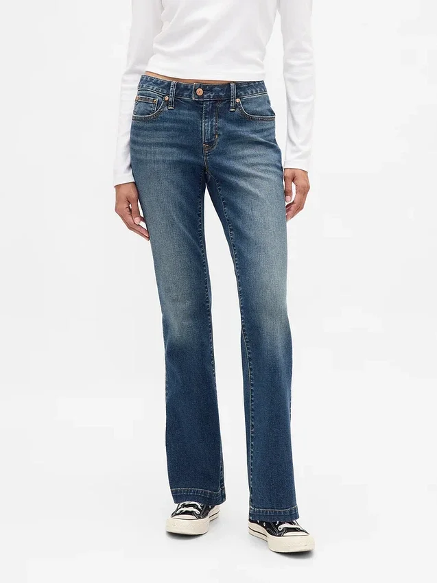 Jeans a vita bassa, lunghi e slim