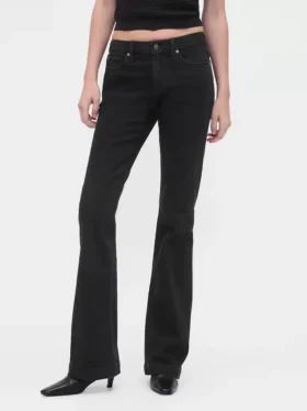 Jeans a vita bassa, lunghi e slim