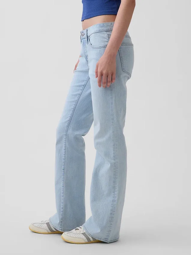 Jeans a vita bassa, lunghi e slim