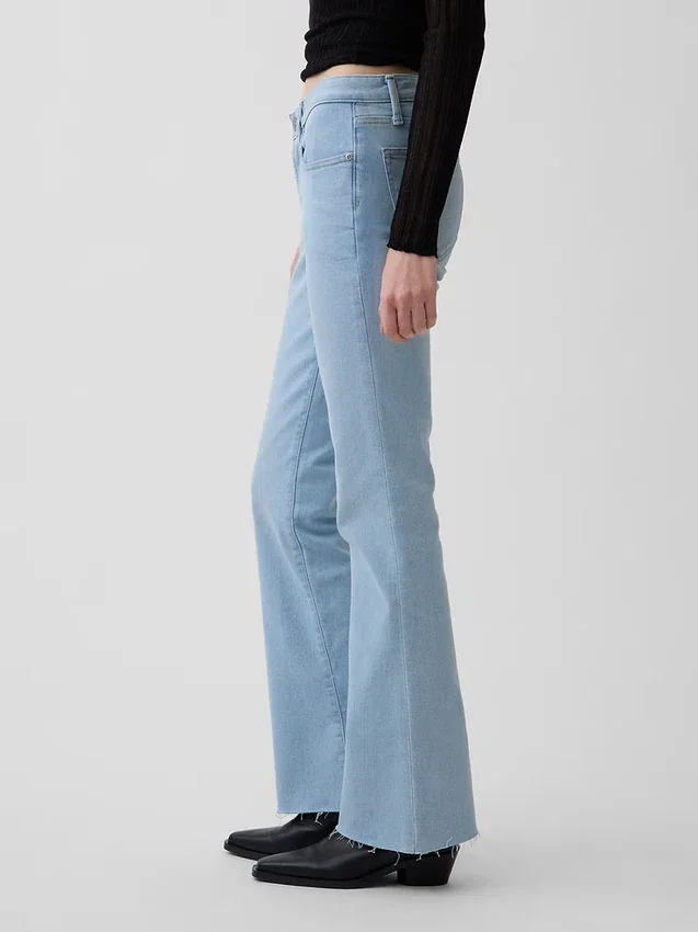 Jeans a vita bassa, lunghi e slim