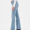 Jeans a vita bassa, lunghi e slim