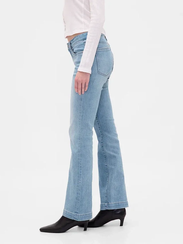 Jeans a vita bassa, lunghi e slim