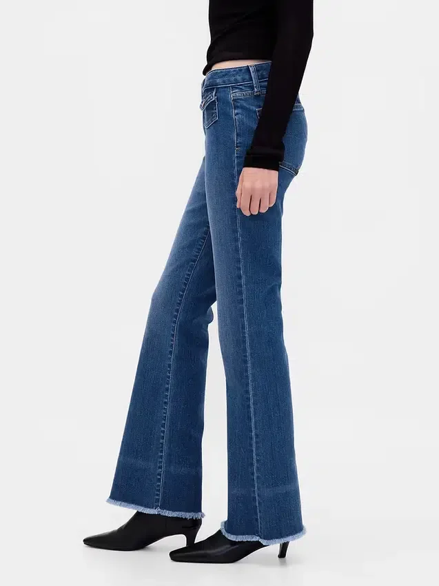 Jeans a vita bassa, lunghi e slim