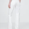 Jeans a vita bassa, lunghi e slim