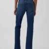 Jeans a vita bassa, lunghi e slim