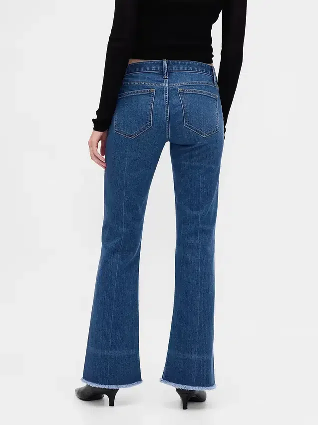 Jeans a vita bassa, lunghi e slim