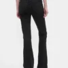 Jeans a vita bassa, lunghi e slim