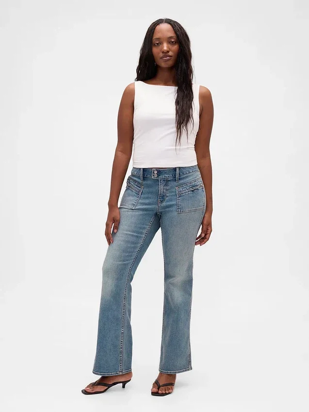 Jeans a vita bassa, lunghi e slim
