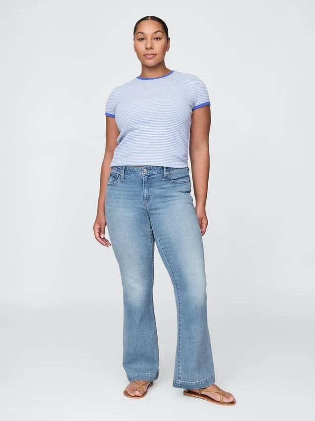 Jeans a vita bassa, lunghi e slim
