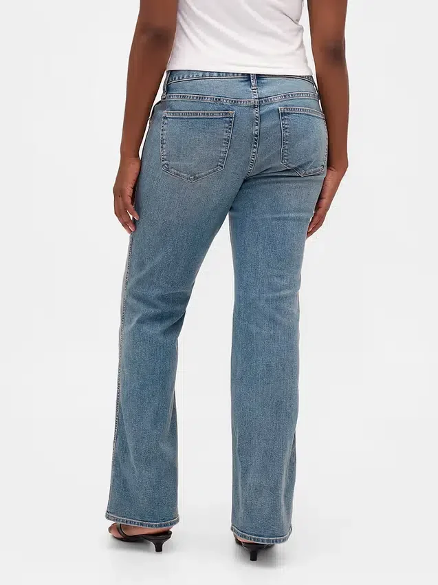 Jeans a vita bassa, lunghi e slim