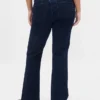 Jeans a vita bassa, lunghi e slim
