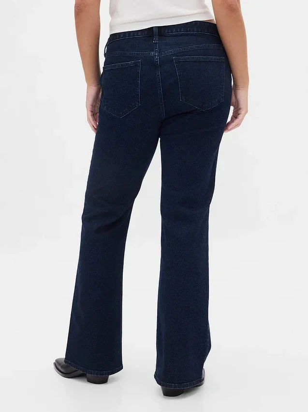 Jeans a vita bassa, lunghi e slim