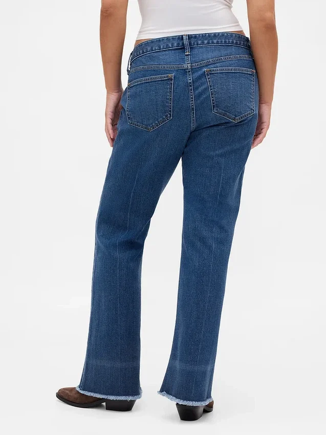 Jeans a vita bassa, lunghi e slim