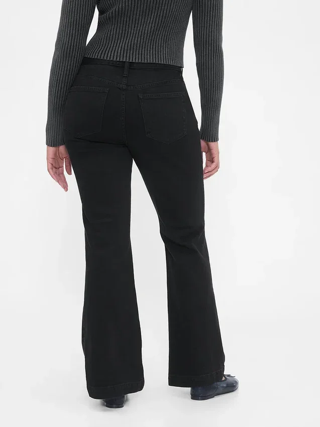 Jeans a vita bassa, lunghi e slim
