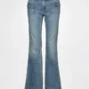 Jeans a vita bassa, lunghi e slim