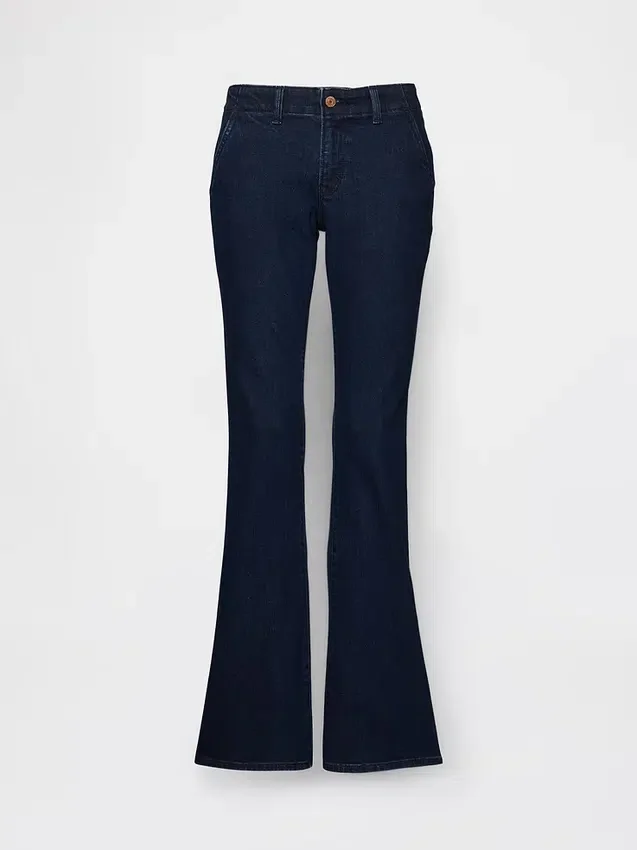 Jeans a vita bassa, lunghi e slim