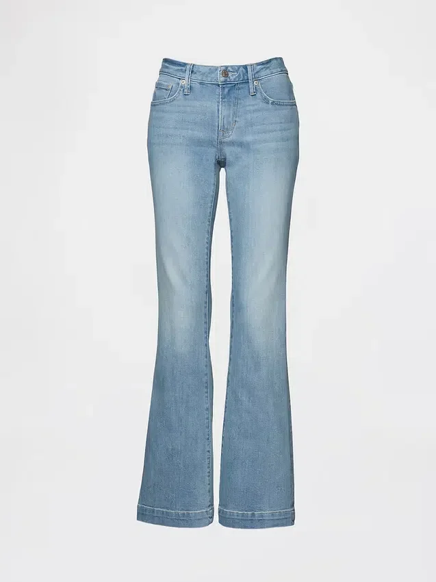 Jeans a vita bassa, lunghi e slim