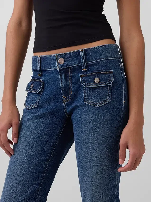 Jeans a vita bassa, lunghi e slim