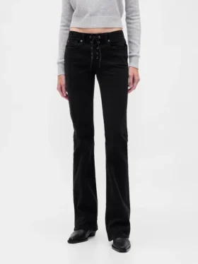 Jeans a vita bassa, lunghi e slim con lacci