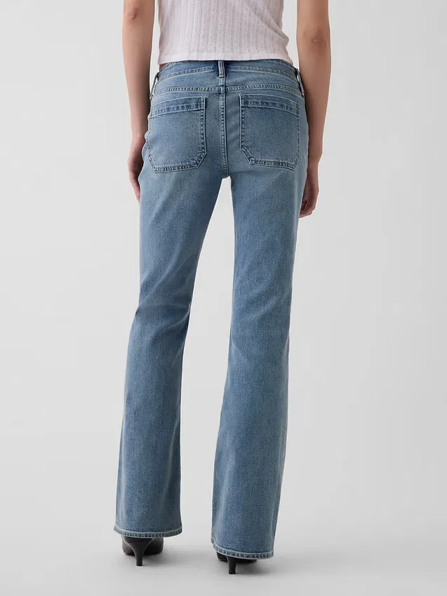 Jeans a vita bassa, lunghi e slim con tasche applicate