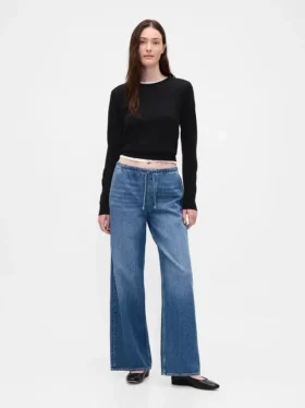 Jeans a vita bassa, morbidissimi, dal taglio ampio in stile anni ’90
