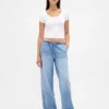 Jeans a vita bassa, morbidissimi, dal taglio ampio in stile anni ’90
