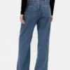 Jeans a vita bassa, morbidissimi, dal taglio ampio in stile anni ’90