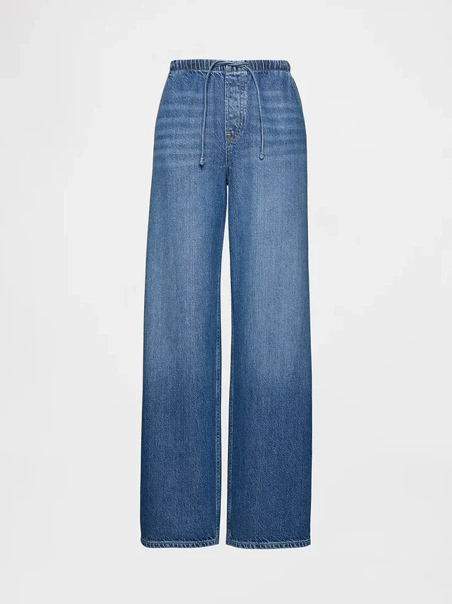 Jeans a vita bassa, morbidissimi, dal taglio ampio in stile anni ’90