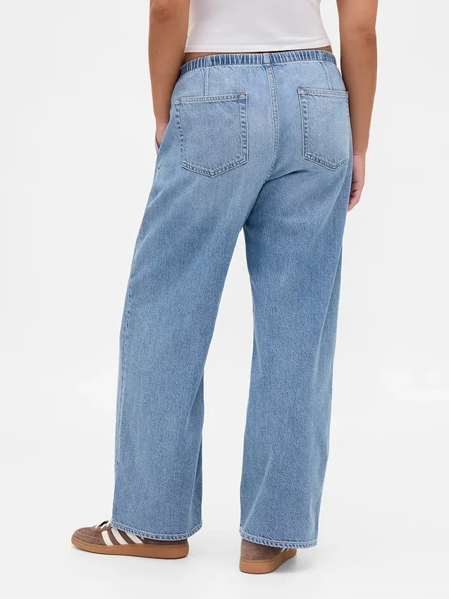 Jeans a vita bassa, morbidissimi, dal taglio ampio in stile anni ’90