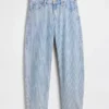 Jeans a vita bassa ultrasoft dal taglio a barilotto