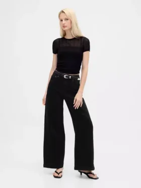 Jeans a vita extra alta e gamba larga