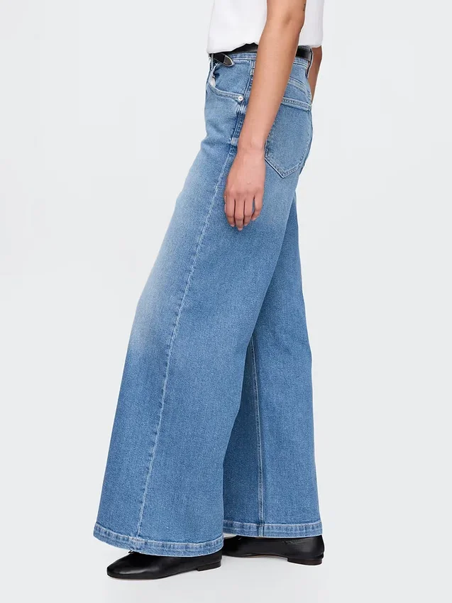 Jeans a vita extra alta e gamba larga