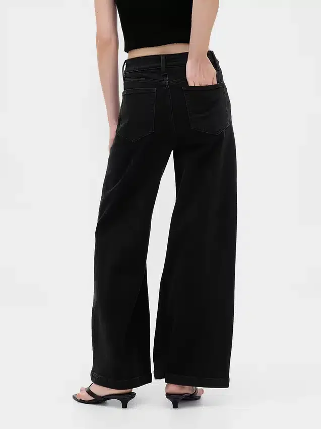 Jeans a vita extra alta e gamba larga