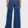 Jeans a vita extra alta e gamba larga