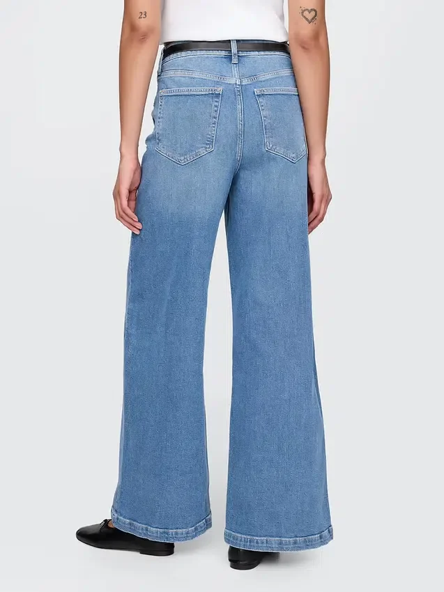 Jeans a vita extra alta e gamba larga
