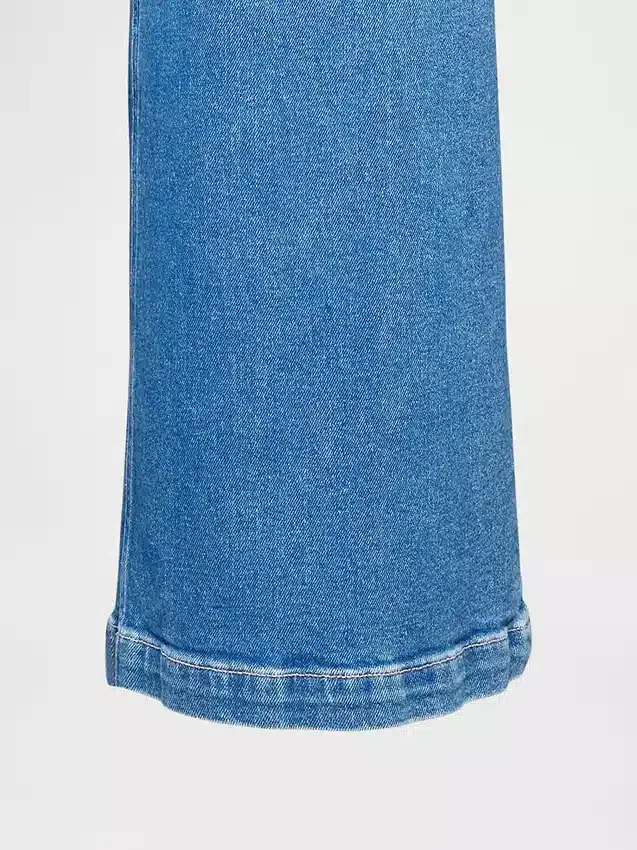Jeans a vita extra alta e gamba larga