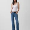 Jeans a vita media dal taglio rilassato con gamba a zampa
