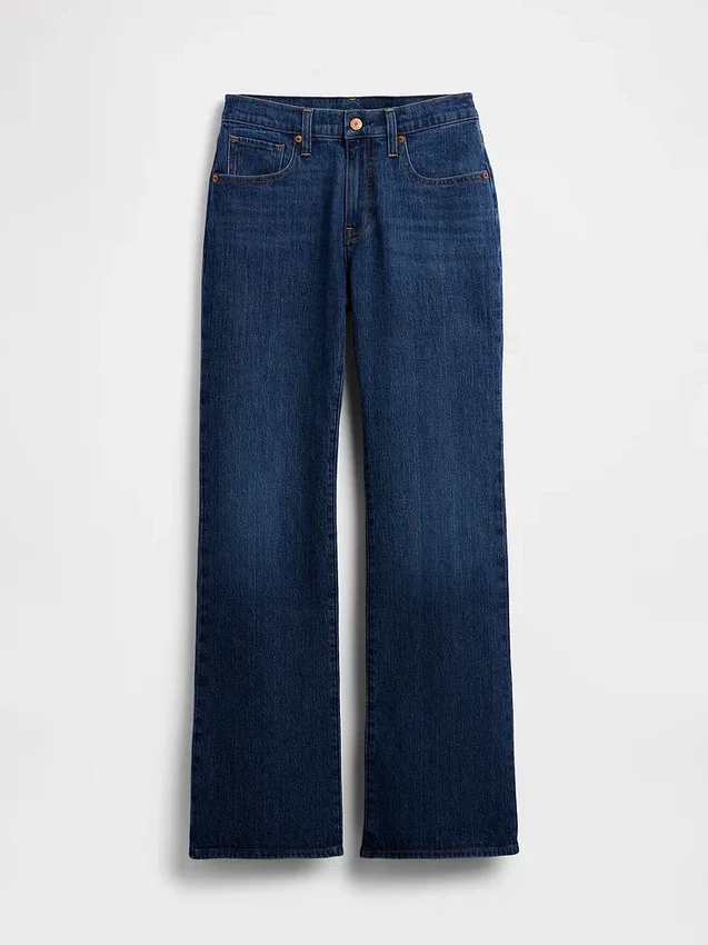 Jeans a vita media dal taglio rilassato con gamba a zampa