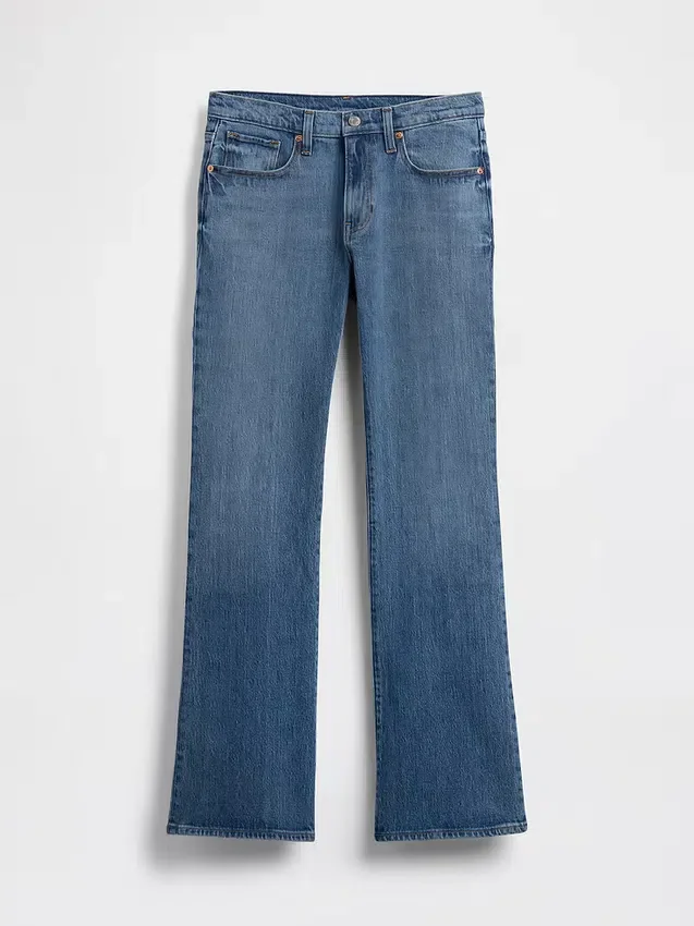 Jeans a vita media dal taglio rilassato con gamba a zampa