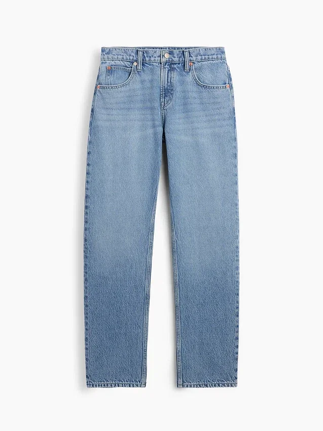 Jeans a vita media, dritti e affusolati