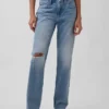 Jeans a vita media, rigidi, dal taglio dritto e morbido