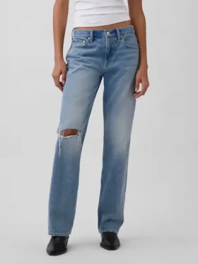 Jeans a vita media, rigidi, dal taglio dritto e morbido