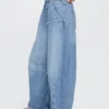 Jeans a vita media ultrasoft con taglio a ferro di cavallo