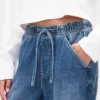 Jeans a vita media ultrasoft con taglio a ferro di cavallo