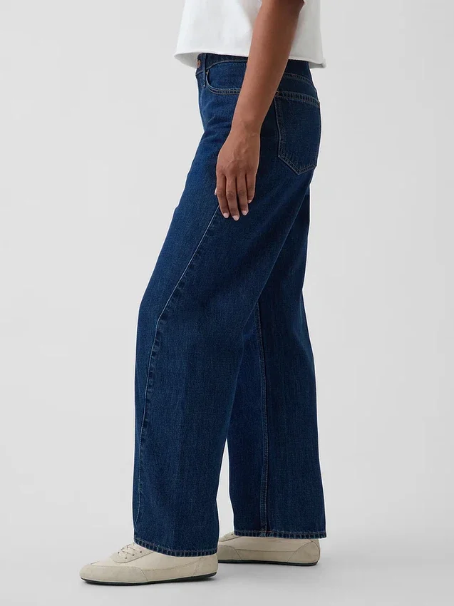 Jeans a zampa alta per taglie curvy